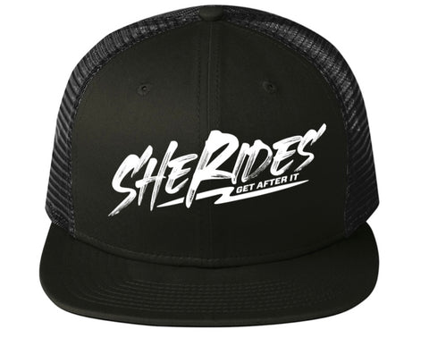 BLACK SNAPBACK